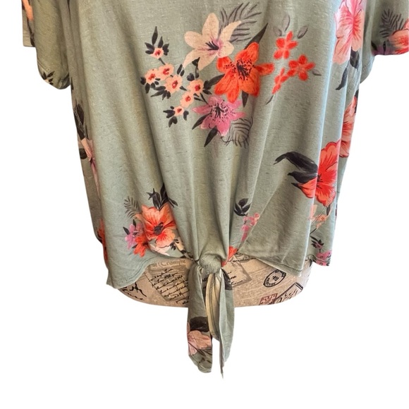 EVRI Green Floral Tie-Front Short Sleeve Top - Picture 2 of 4